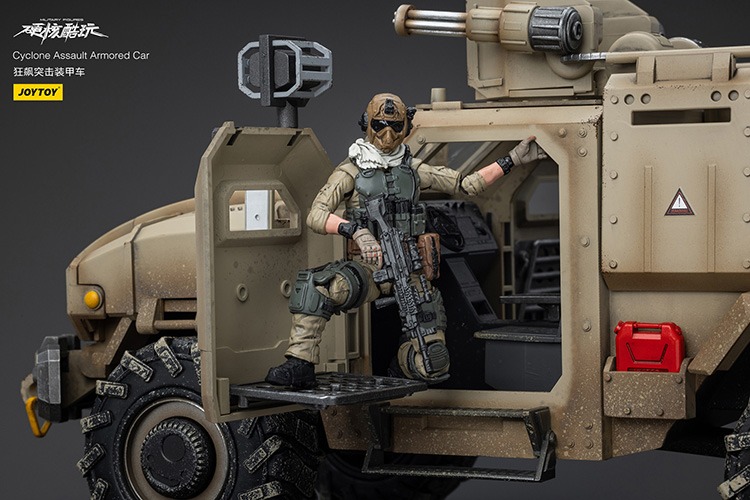 Cyclone Assault Armored Car 1 - JoyToy Mart