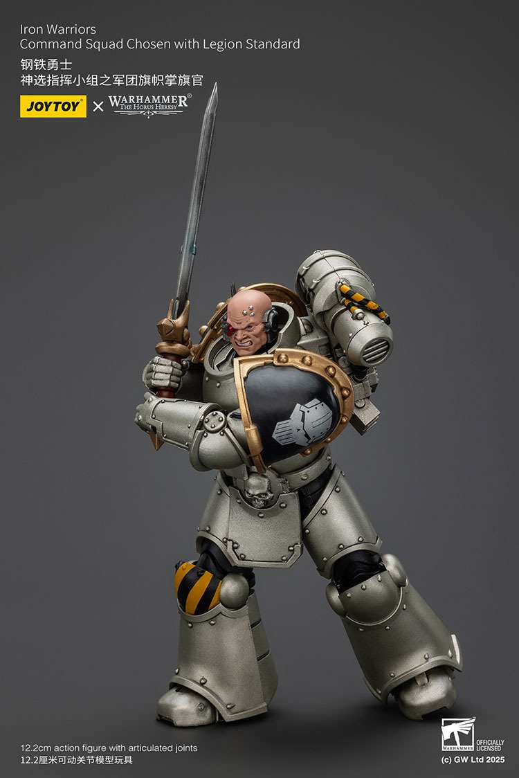 Iron Warriors Command Squad Chosen with Legion Standard 4 - JoyToy Mart