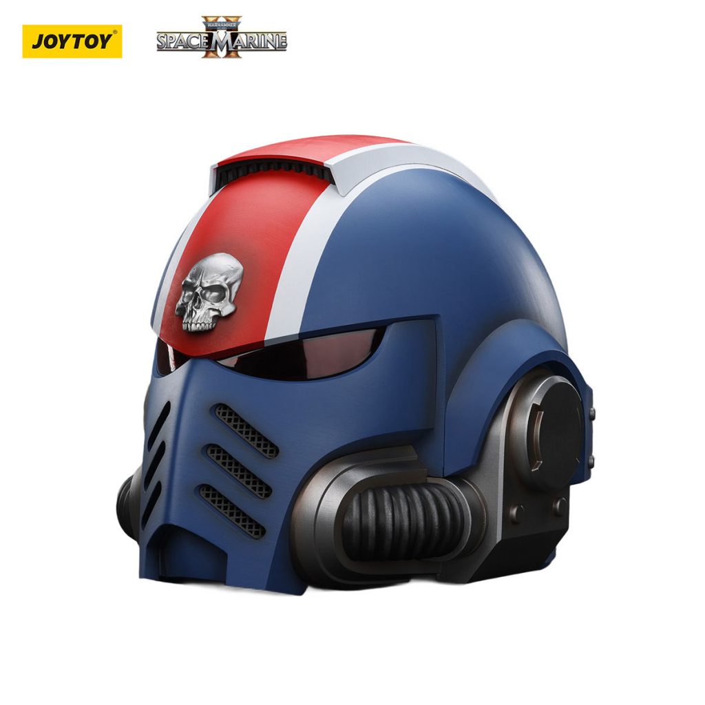 JoyToy WH40K - Ultramarines Lieutenant Titus' MkX Helmet & Display Stand - Image 8