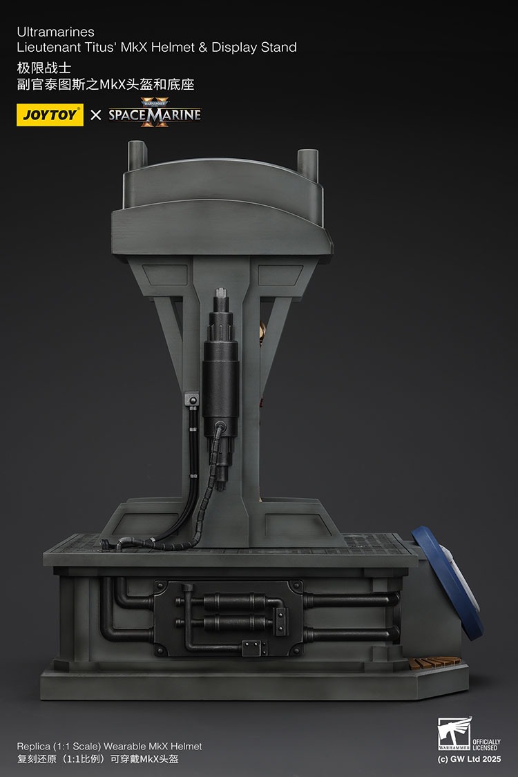 Ultramarines Lieutenant Titus MkX Helmet Display Stand 6 - JoyToy Mart